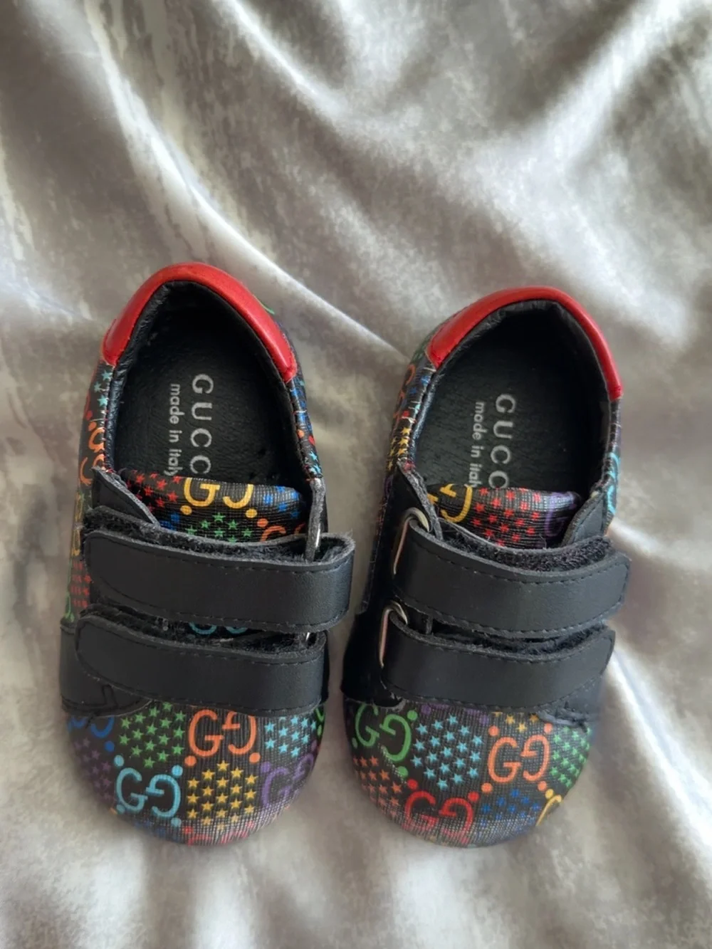 Gucci Kids Black Slip-On Shoes with Multicolor Logo